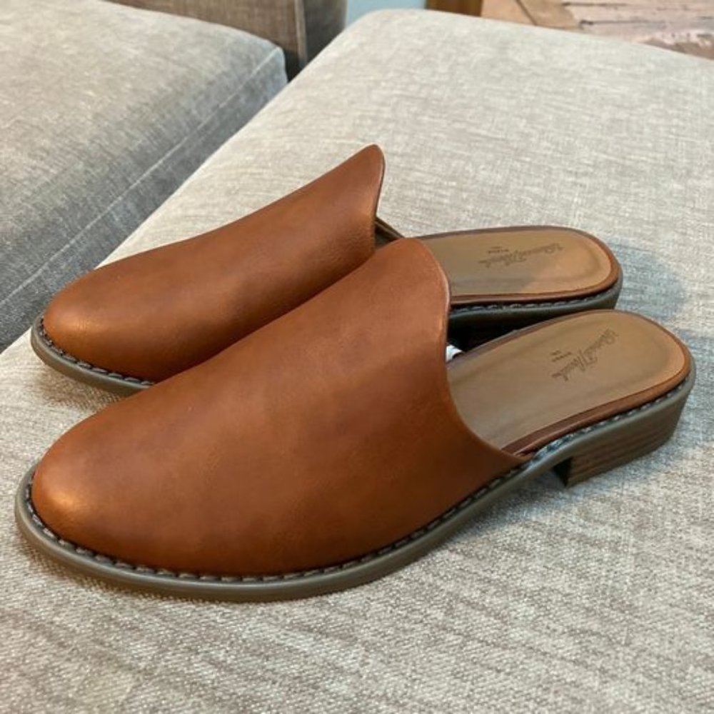 Women's Flats - Universal Thread™ Size 6